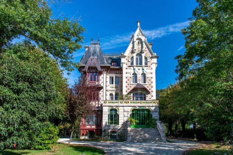 Un manoir de l’époque Belle Époque vendu pour 1,8 million d’euros attire l’attention Un manoir de l’époque Belle Époque vendu pour 1,8 million d’euros attire l’attention