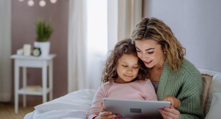 Quels types de logements sont nécessaires pour répondre aux besoins croissants des familles monoparentales face à leur prolifération?
